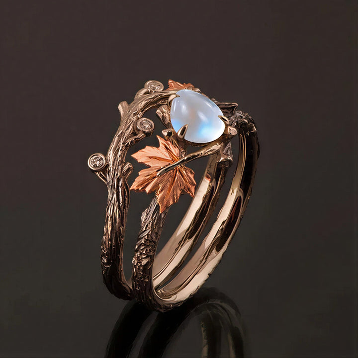 Anel de Ouro com Pedra da Lua Elegante