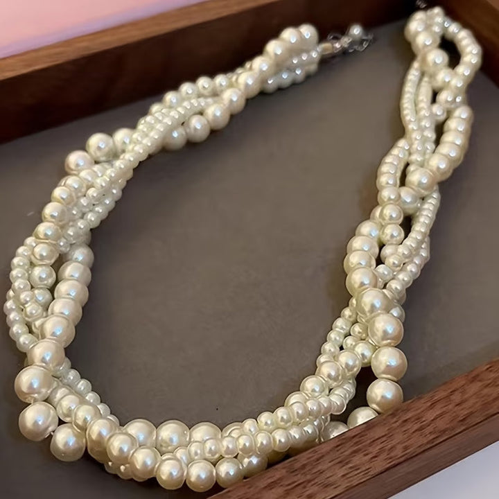 Colar de Pérolas Elegante