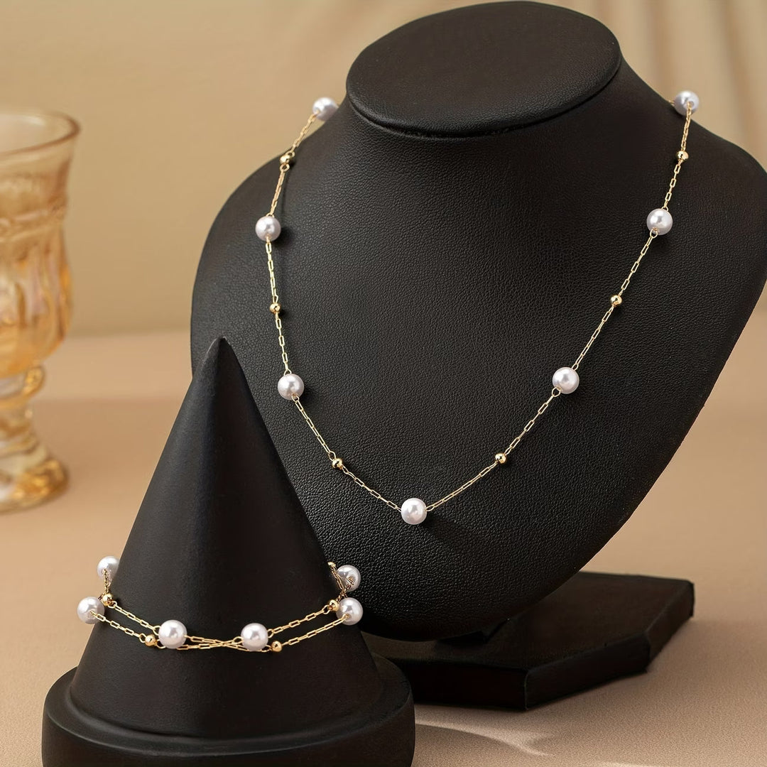 Conjunto de Joias com Corrente de Pérolas Delicadas