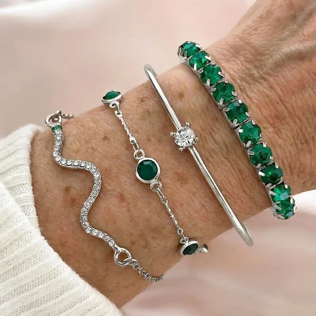 Conjunto de Pulseiras em Camadas Esmeralda
