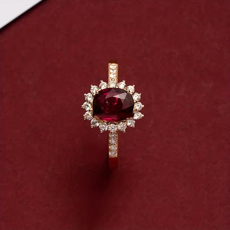 Anel Sofisticado de Ouro Vermelho