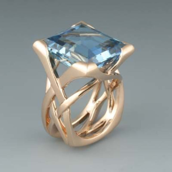 Anel Vintage Rosa Ouro Zircônia Azul
