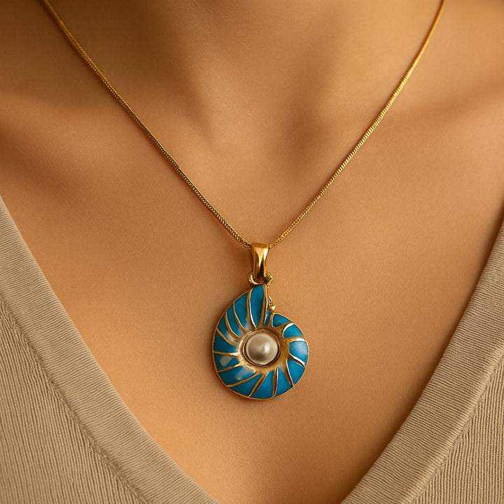 Colar de Concha Azul Pérola
