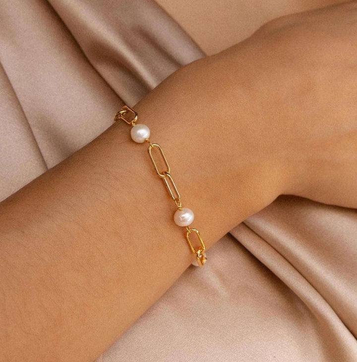 Pulseira de Corrente de Pérolas Sofisticada