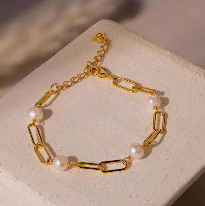 Pulseira de Corrente de Pérolas Sofisticada