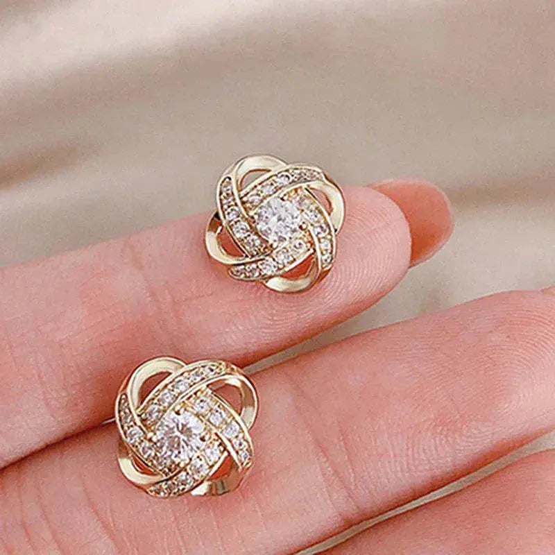 Brincos Elegantes de Prata com Flores