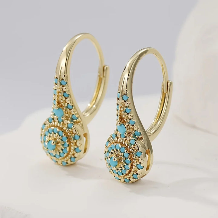 Brincos Elegantes de Pérola em Flor