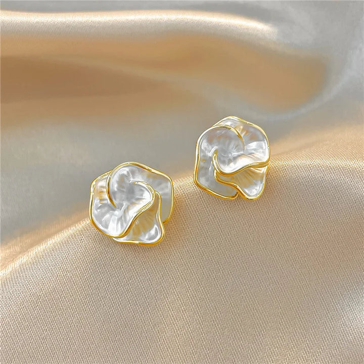 Brincos de Flor de Pérola