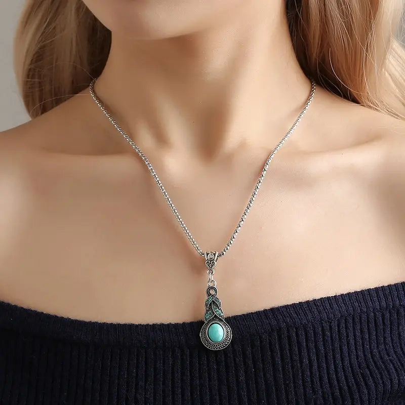 Conjunto de Colar e Brincos Elegantes em Turquesa
