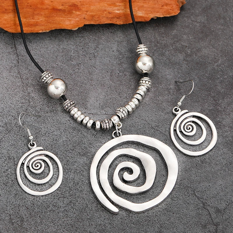 Conjunto de Joias Vintage em Espiral