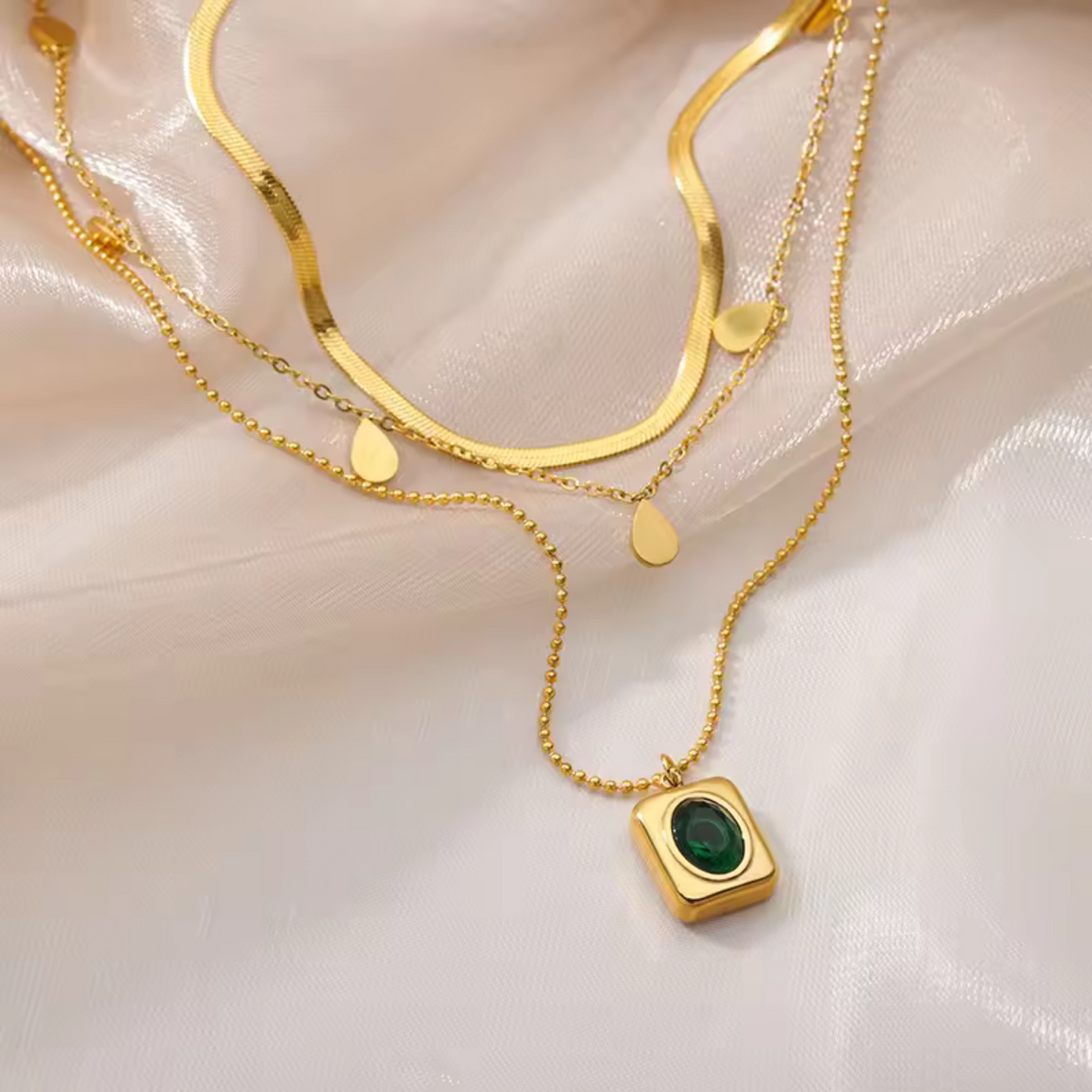 Colar de Esmeralda em Camadas Místico