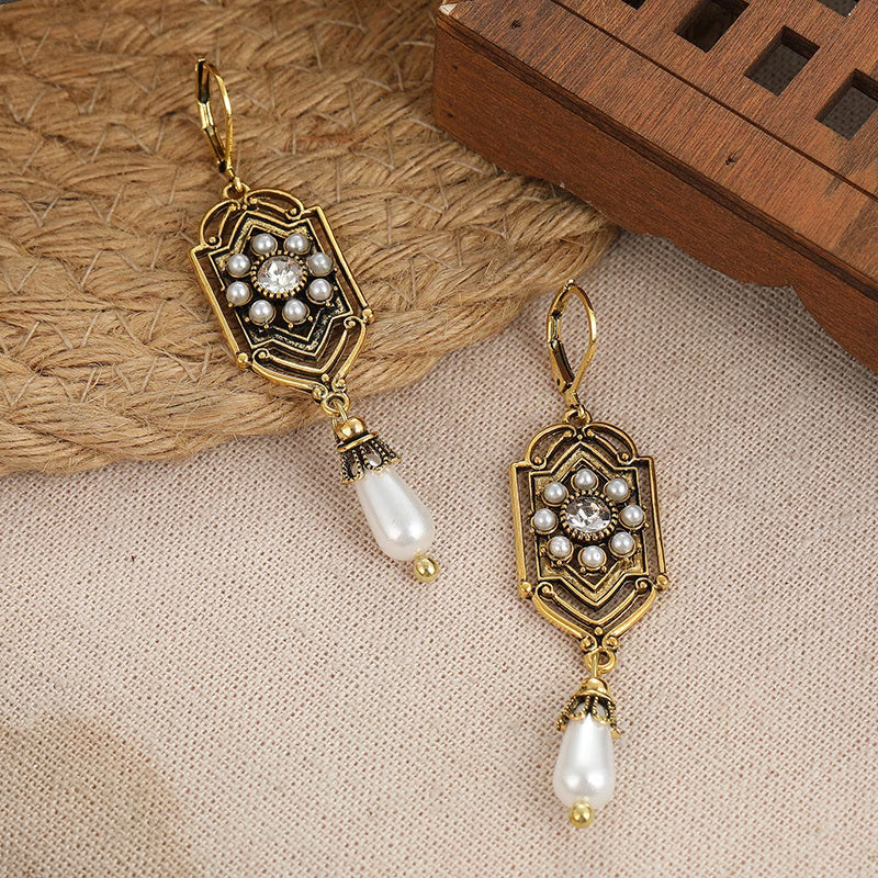 Brincos de Pérola Incrustados em Ouro Vintage