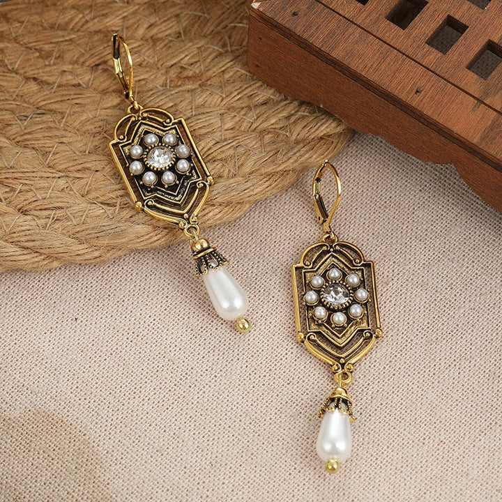 Brincos de Pérola Incrustados em Ouro Vintage