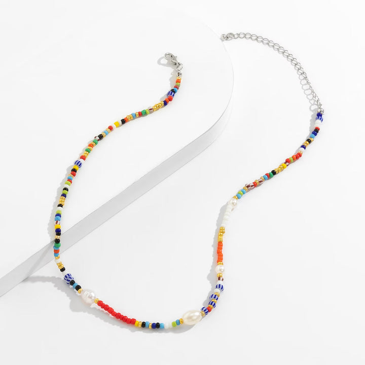 Colar de Pérolas Coloridas