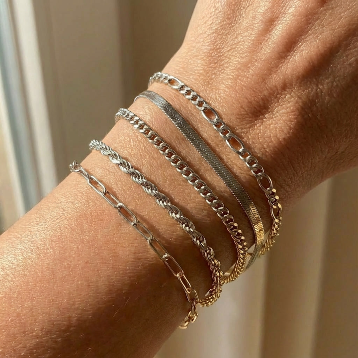 Conjunto de Pulseiras em Camadas Luxuosas