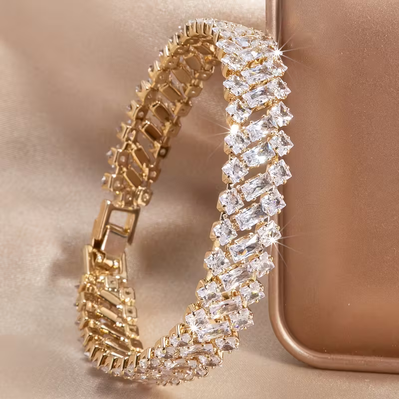 Pulseira Luxuosa de Ouro com Esmeralda Elegante