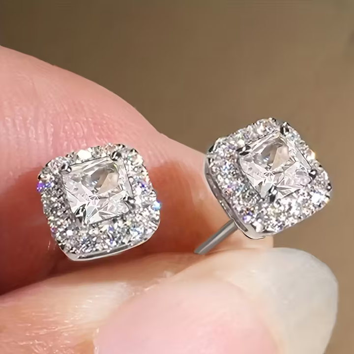 Brincos Elegantes de Ouro com Esmeralda