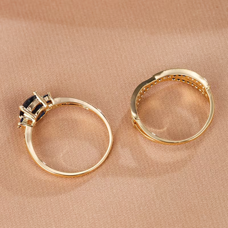 Conjunto de Anéis Duo de Gemas Douradas Elegantes