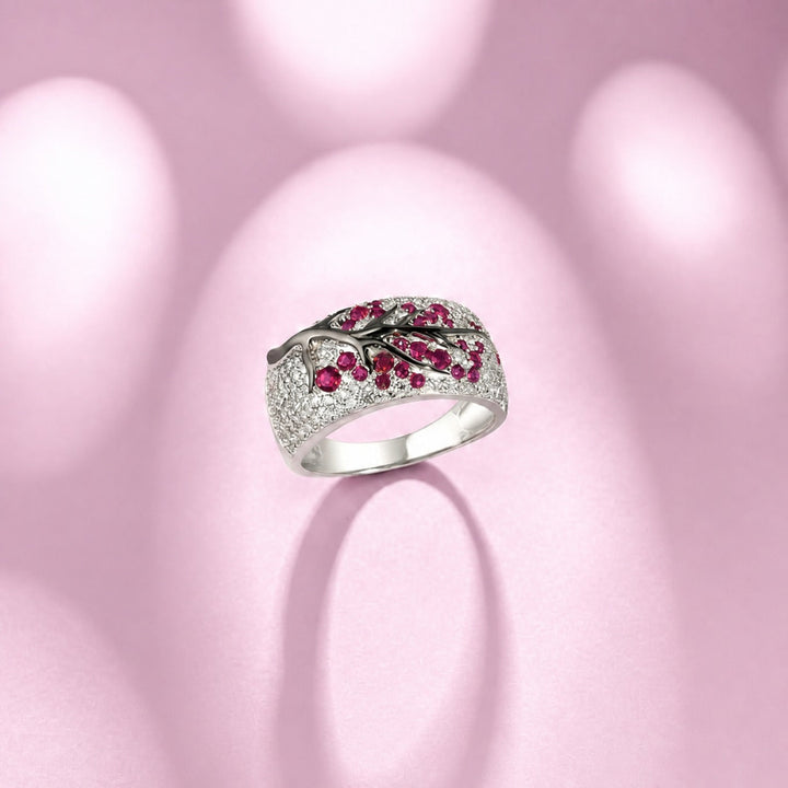 Anel de Ouro com Flor Rubi Elegante